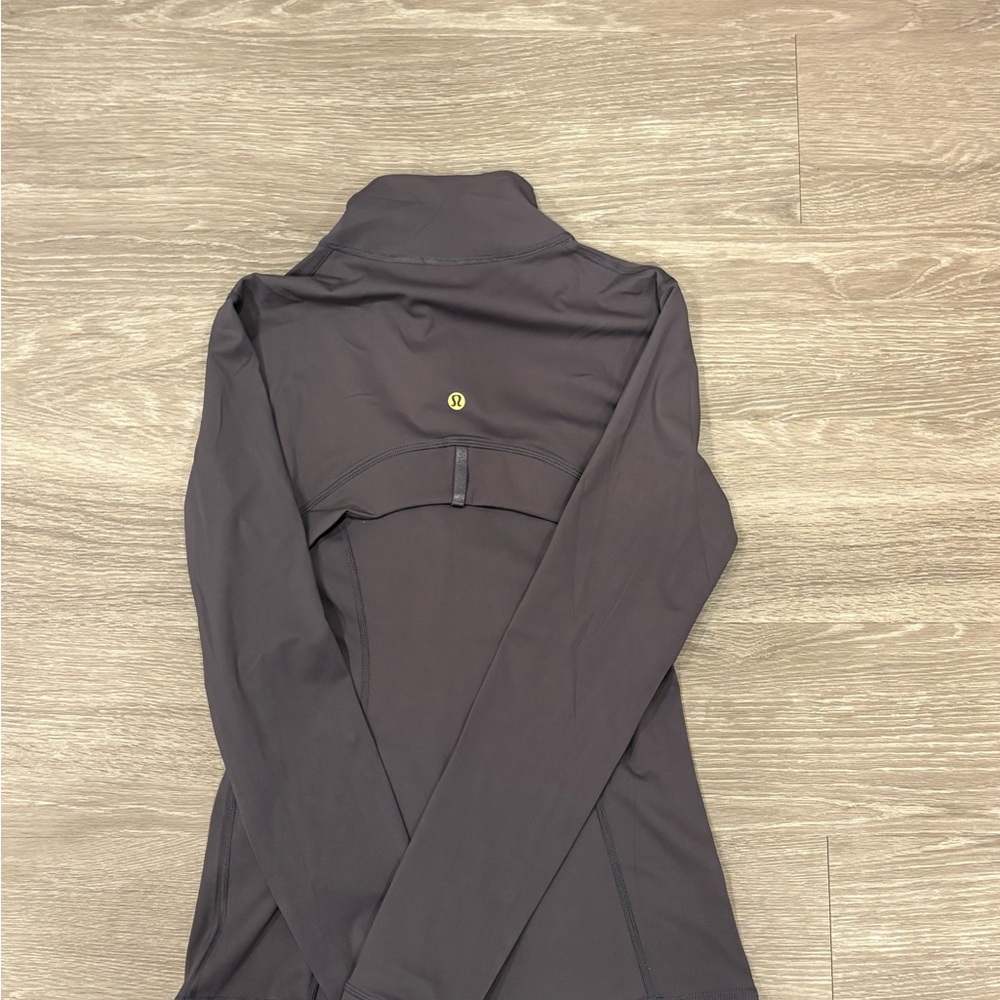 Lululemon Matching Set | Define Jacket + High Rise Leggings | Gray | NWT Size 6 - Picture 4 of 5
